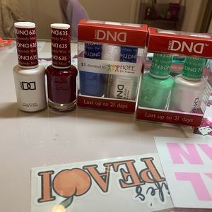 Brand new dnd gel bundle